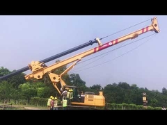 Περιστροφική διάτρηση φορτωμένη στη μηχανή στην αρχική βάση ΓΑΤΩΝ